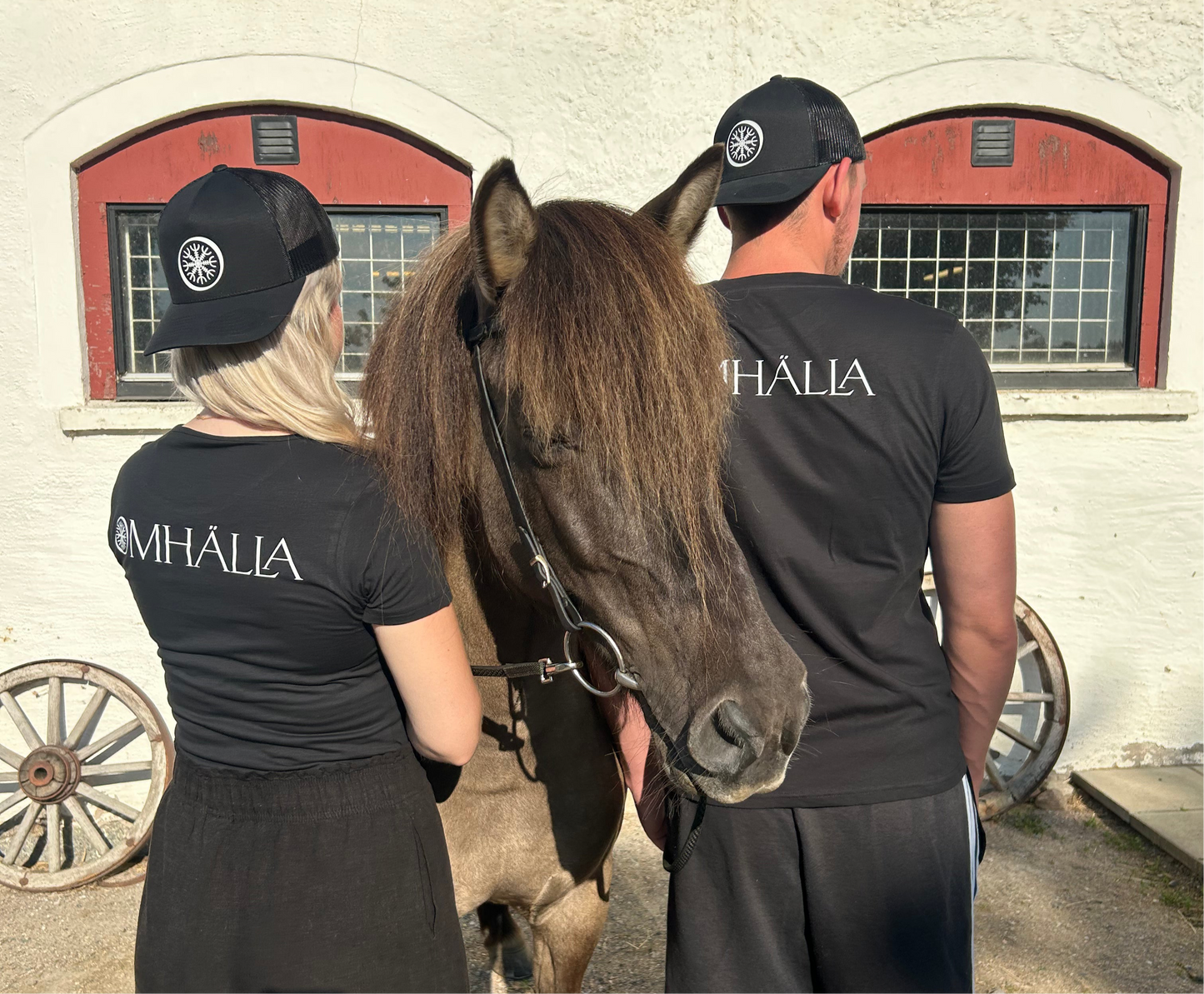 T-shirt ”Omhälla” Dam