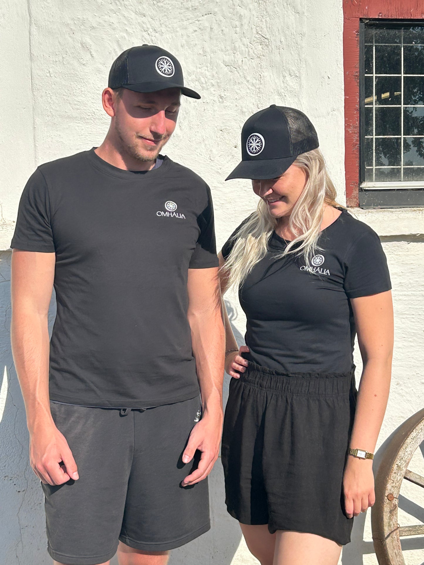 T-shirt ”Omhälla” Dam