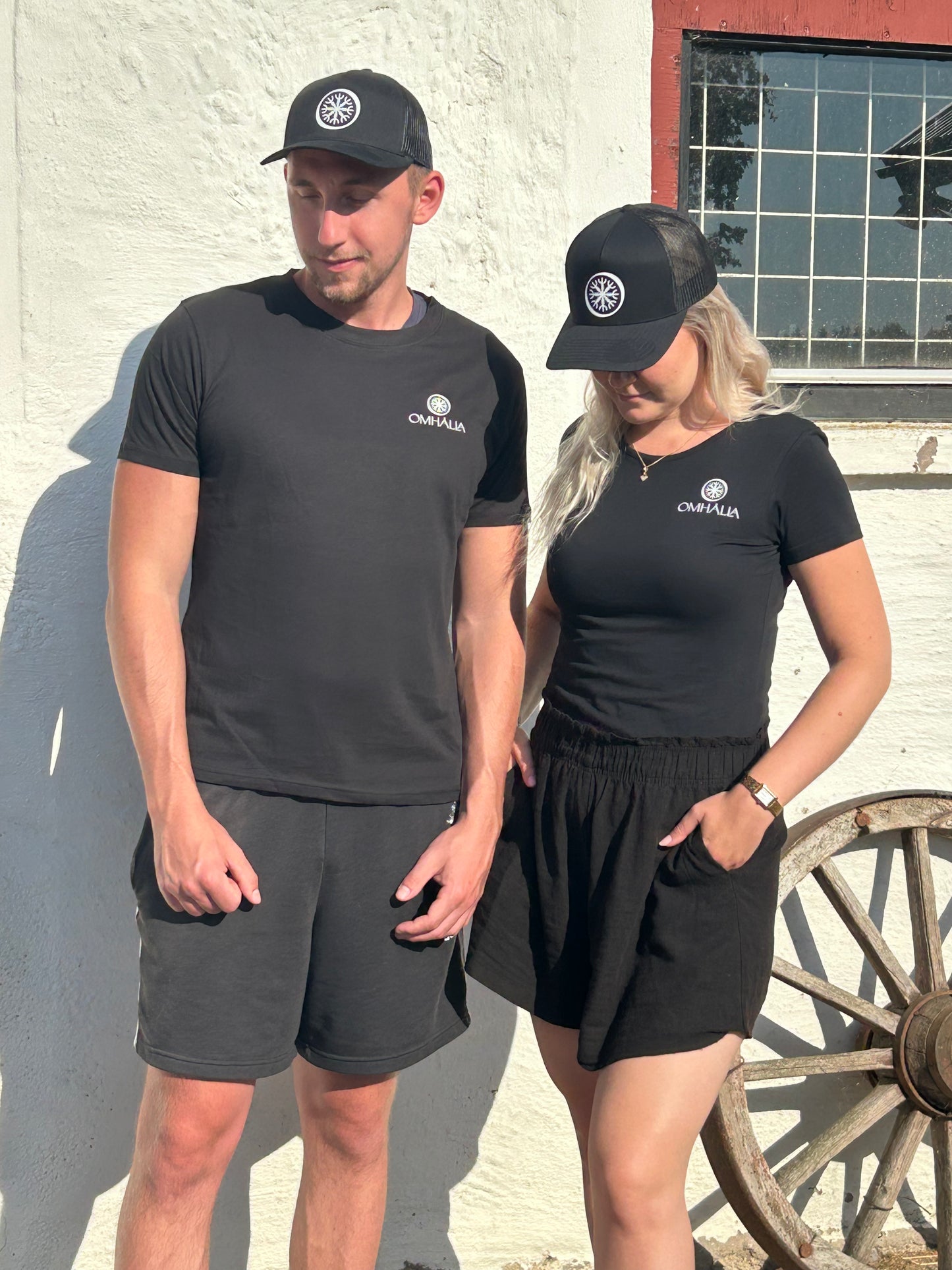 T-shirt ”Omhälla” Dam